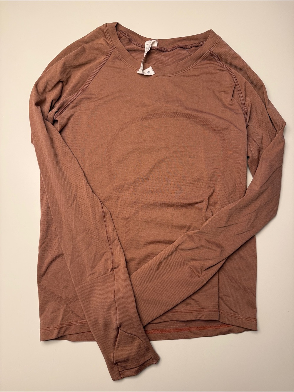 Lululemon Women’s Long Sleeve Performance Top | Size 8 | Mauve